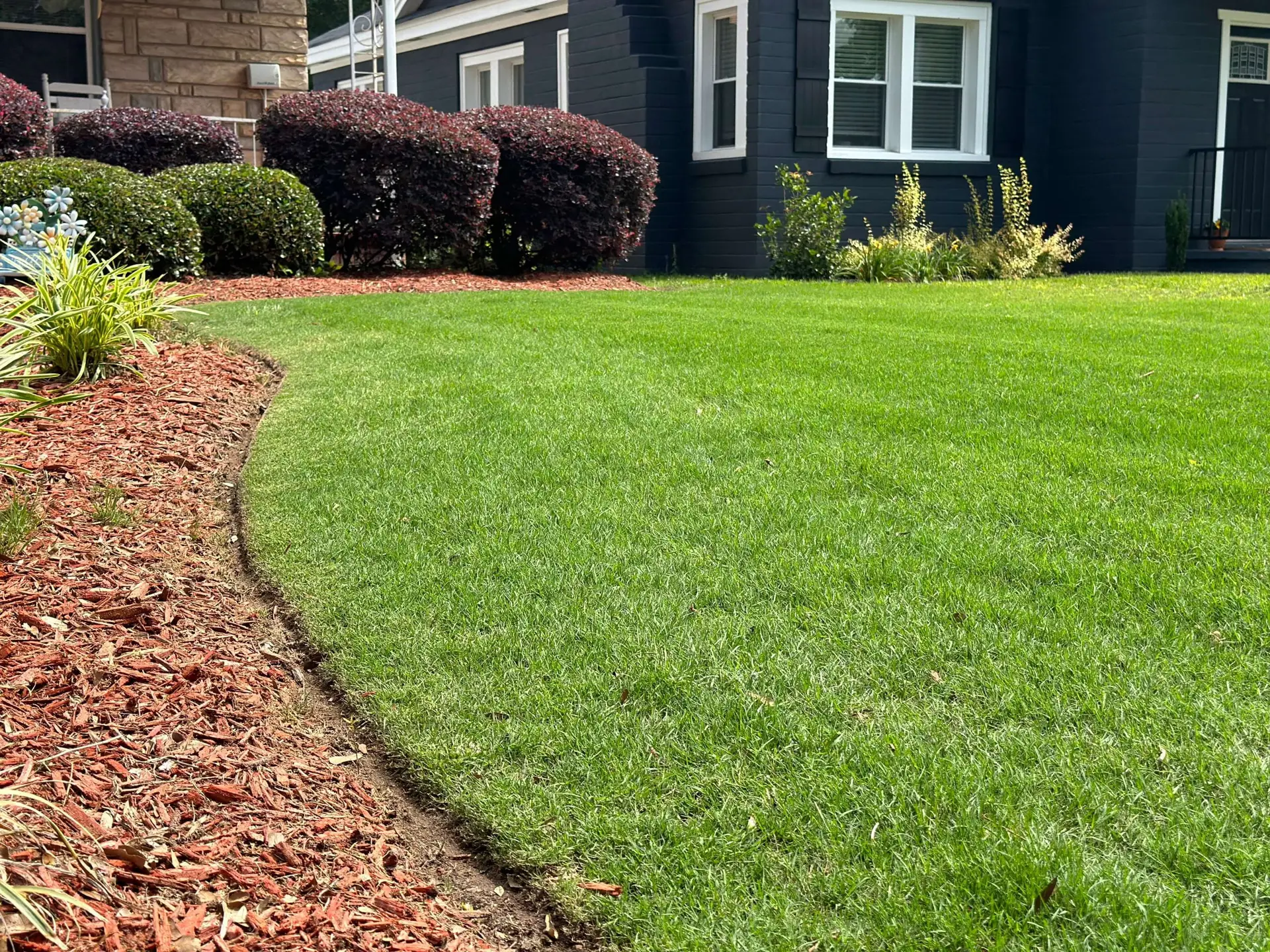 Landscape design and bed installation in Edgefield, SC